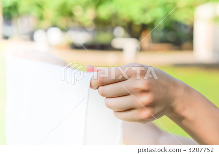 air-drying laundry, hanging out laundry to dry, dry 3207752