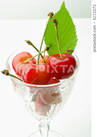 Refreshing cherries 3211072
