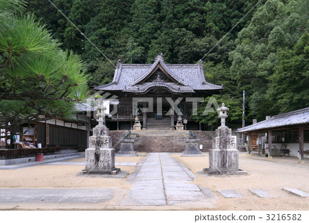 Shikoku Altruistic Sacred Place No. 15. Kinrira Okunoin“Chogokenji”“Mamoru dono” 3216582