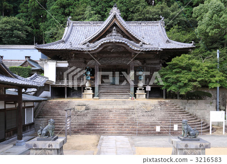 Shikoku Altruistic Sacred Place No. 15. Kinrira Okunoin“Chogokenji”“Mamoru dono” Shikoku Altruistic Sacred Place No. 15. Kinrira Okunoin“Chogokenji”“Mamoru dono” 3216583