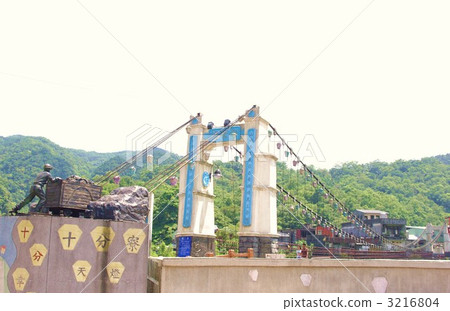 Sufficient suspension bridge 3216804