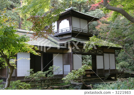 Hakuba Castle in Sanpi Garden 3221983