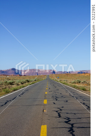 在荒野中的一條路 在荒野中的一條路 3222991