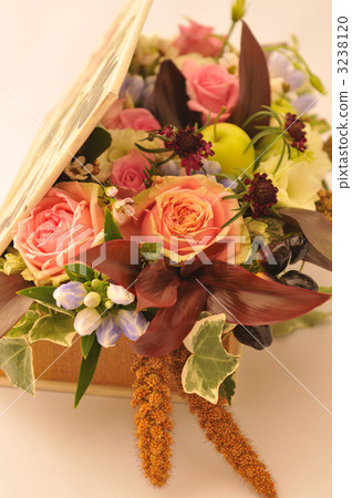 art work, industrial art object, floral arrangement 3238120