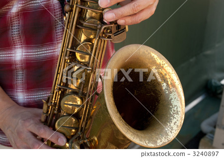tenor sax, musical instrument performance, wind instrumentation 3240897