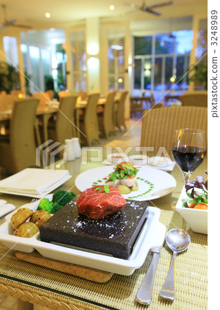 澳洲牛肉牛排烤牛排套餐 3248989