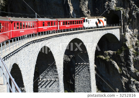 世界遺產土地瓦薩橋瑞士 3252816