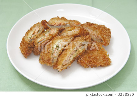Salmon cheese fried 3258550