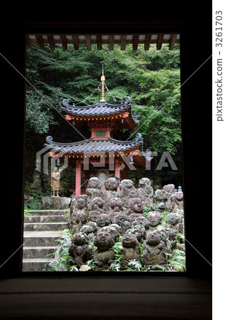 Arashiyama, Rakan and Otagata of Atago Buddha Temple Arashiyama, Rakan and Otagata of Atago Buddha Temple 3261703