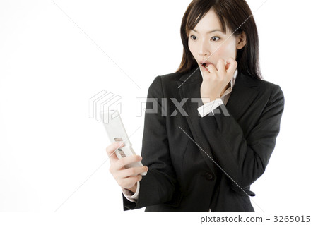 Mobile phones and female employees Mobile phones and female employees 3265015