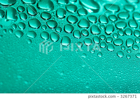 Water drop _ green 3267371