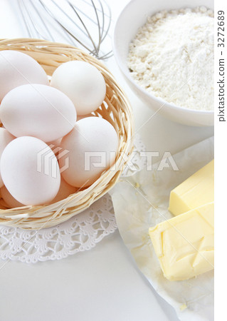 Raw Egg, baking sweets, natural color 3272689