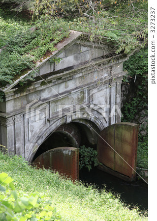 琵琶湖運河·運河第一隧道東口伊藤博文“天氣一萬”字 3273237