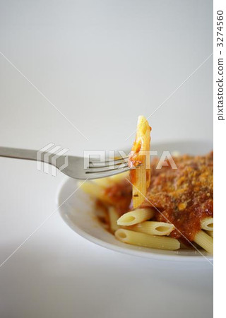 Pasta Pasta 3274560