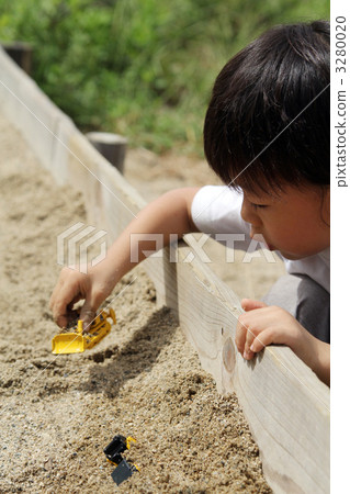 Boys in the sand Boys in the sand 3280020