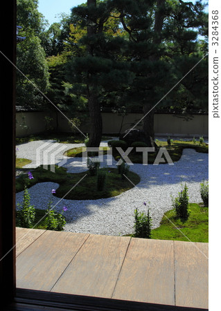 山寺寺廟的源氏花園 3284368