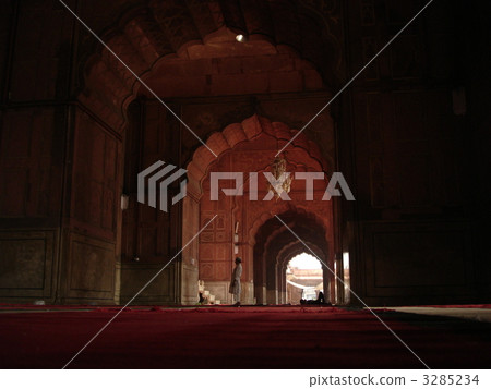 清真寺的威嚴 3285234