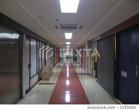 The third floor of Nakano Broadway 3285600