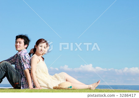夫婦形象背靠背 夫婦形象背靠背 3286417