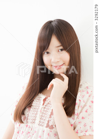consideration, looking at camera, short sleeve 3292179