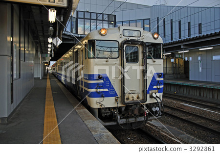 Train · Goden Line Normal Kiha 40 Series Diesel Train · Goden Line Normal Kiha 40 Series Diesel 3292861