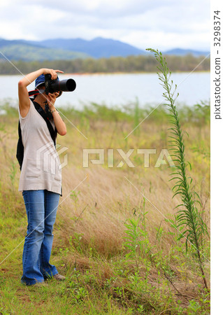 Lady Girl @ Lake Tinaru 3298374