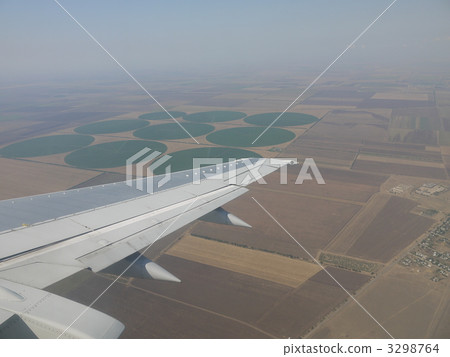 Round field of Ukraine 3298764