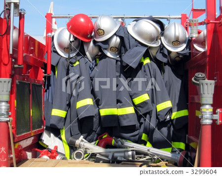 很多消防服 很多消防服 3299604