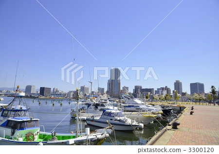 Port town Fukuoka 3300120