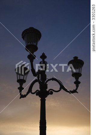 Streetlamp in Rome. 3301263