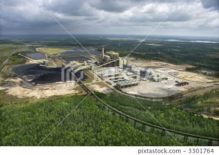 Coal shipping factory. 3301764
