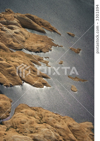 Lake Powell. 3301894