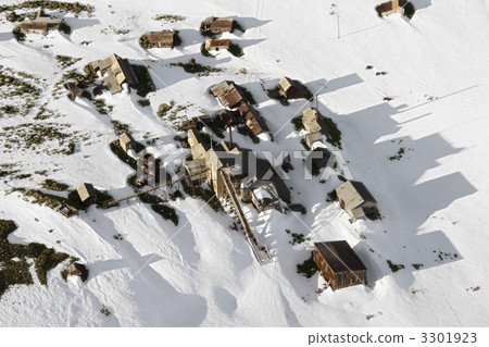 Snow covered town. Snow covered town. 3301923