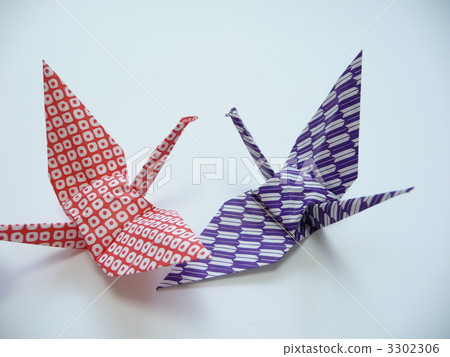 Crouching folding cranes Crouching folding cranes 3302306