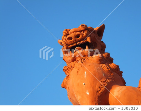 Howl at the sun 3305030