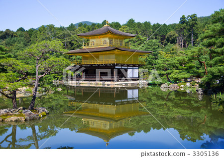 Kinkakuji that shines in Mirako Pond Kinkakuji that shines in Mirako Pond 3305136