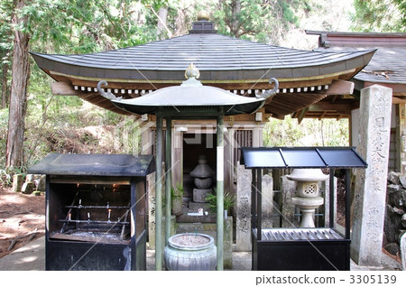 Koyasan·Shinran Shonin Tomb 3305139