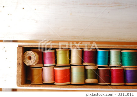 Various antique threads Various antique threads 3311011