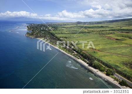 Maui coastline. 3312351