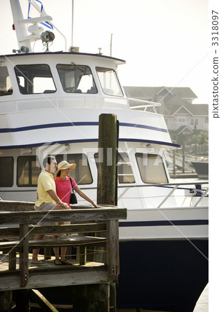 Couple at dock. 3318097
