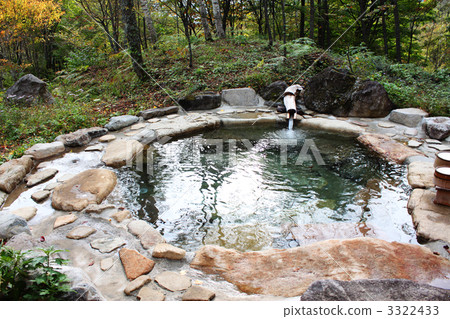 Hirayu's open-air bath 3322433