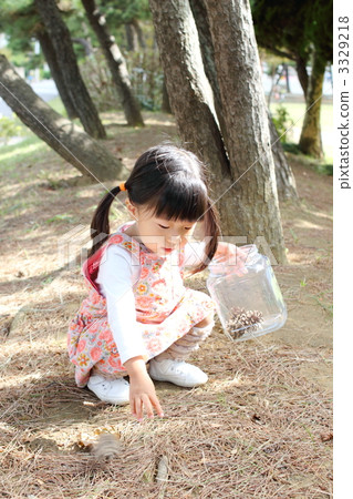 kid, younger, female 3329218