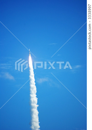 Rocket cloud 3338997