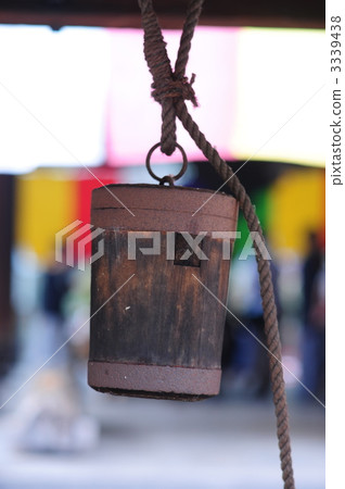 Fishing bottle -1 3339438