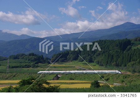 Wings of running Yamagata Shinkansen mountain hem Wings of running Yamagata Shinkansen mountain hem 3341765