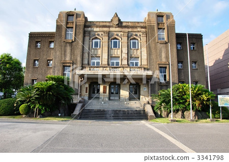 Kagoshima-shi central public hall 3341798