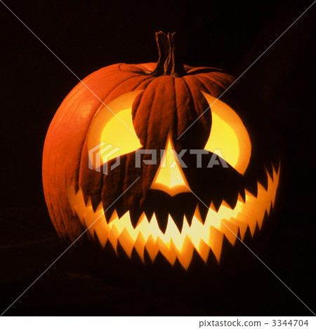 Glowing jack-o'-lantern. Glowing jack-o'-lantern. 3344704