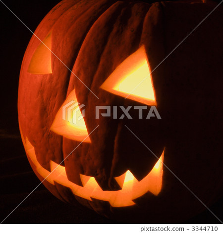 Glowing jack-o'-lantern. Glowing jack-o'-lantern. 3344710