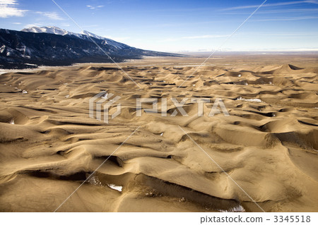 Desert and Mountains Desert and Mountains 3345518