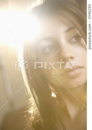 Pretty young brunette woman 3346293